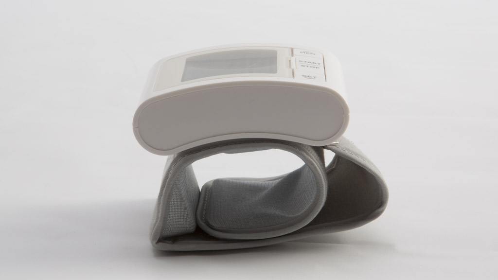 Kogan Digital wrist blood pressure monitor