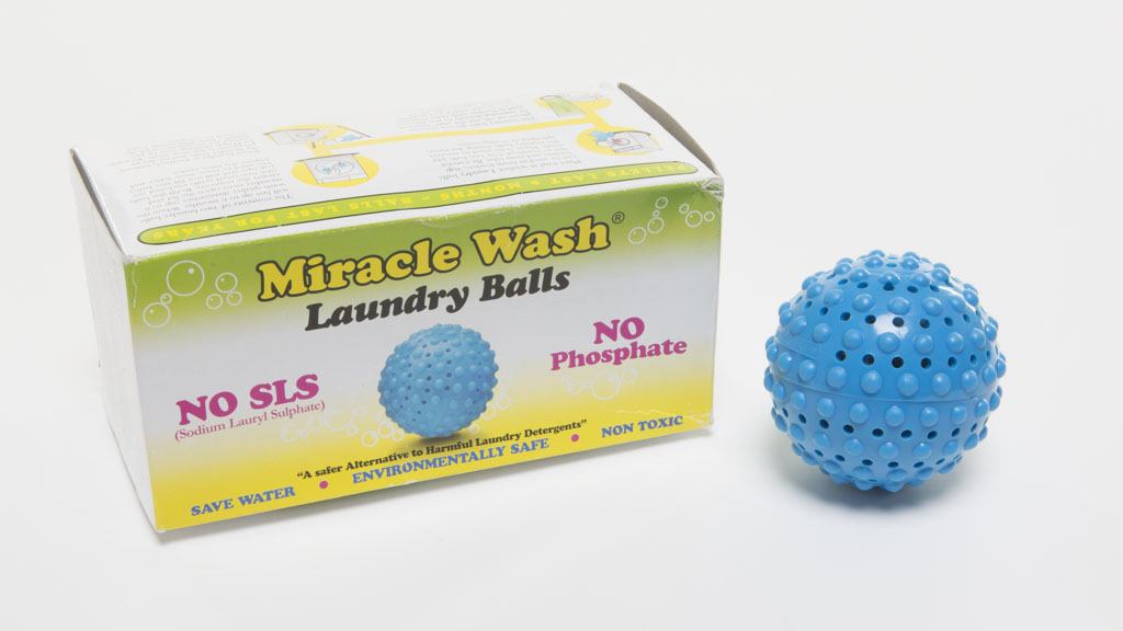 Miracle Wash laundry ball kit