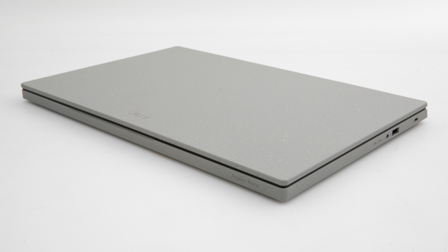 Acer Aspire Vero AV15-51-5456 (NX.AYCSA.005)