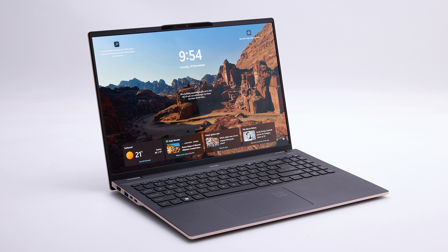 Acer Swift 16 AI SF16-51-722K  (NX.J8SSA.004)