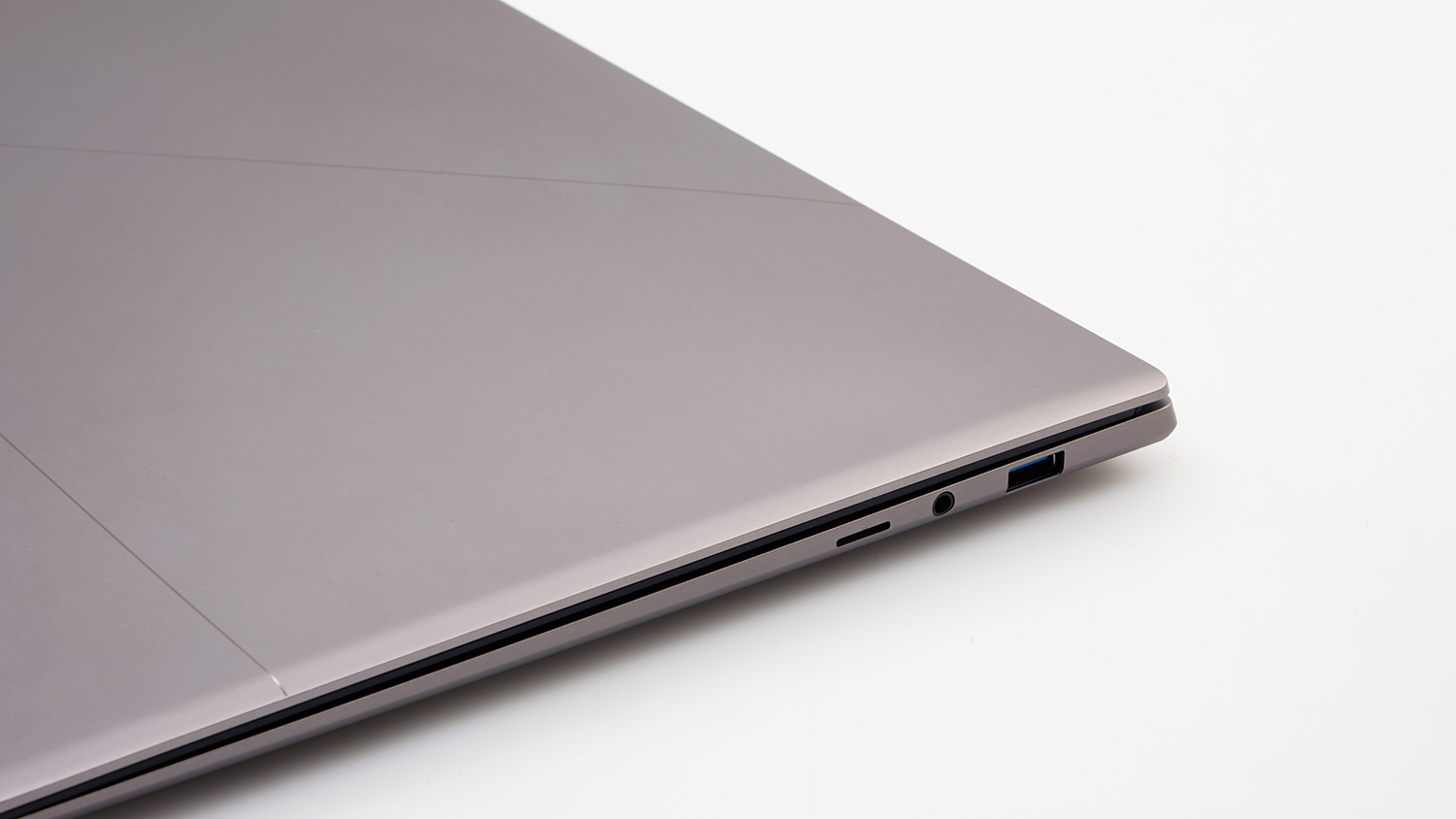 Acer Swift 16 AI SF16-71T-7473 (NX.JU1SA.003)