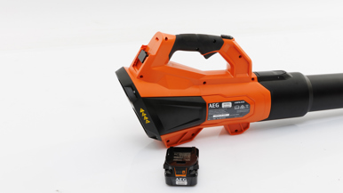 AEG 18V Fusion Stealth Jet Blower 8Ah Kit A18FBLW28