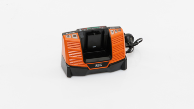 AEG 18V Fusion Stealth Jet Blower 8Ah Kit A18FBLW28