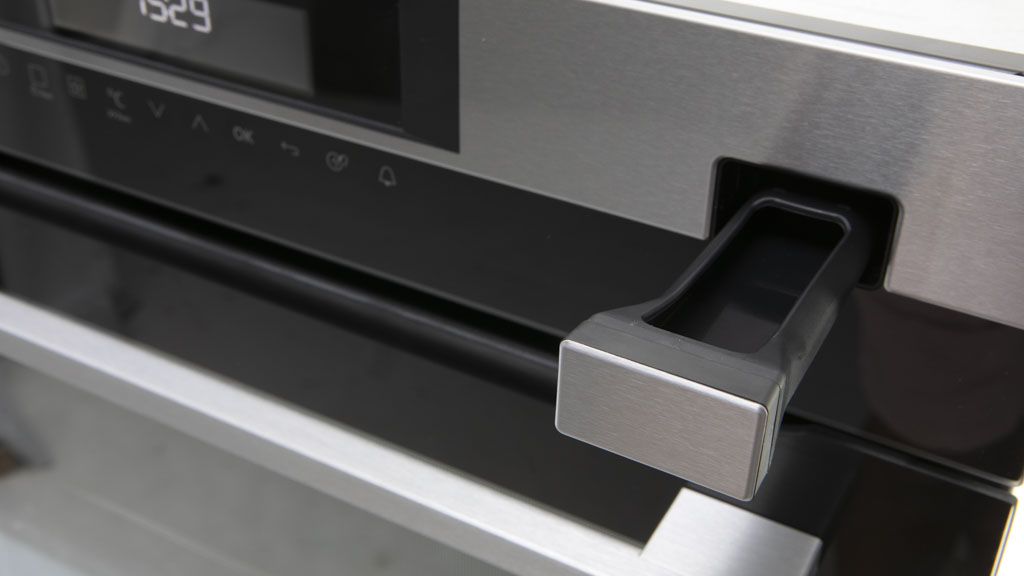 AEG 60cm SteamCrisp Oven BSK774320M Review Wall oven CHOICE