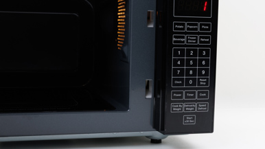 Akai 20L Flatbed Microwave AK-MW20BF