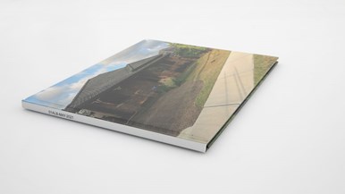 Albumworks Classic Photobook (11u0022 x 8.5u0022 Landscape Photocover)