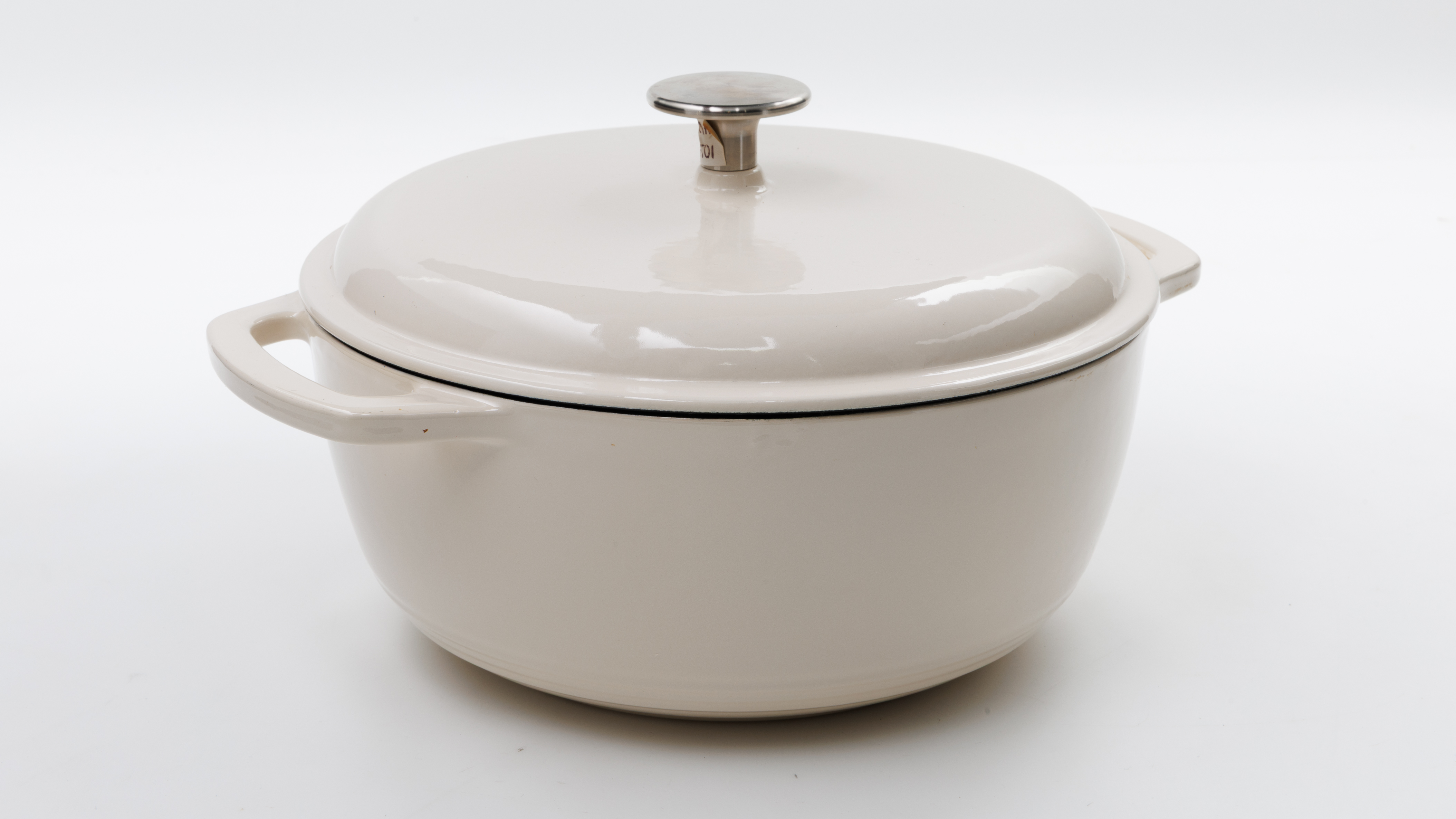 Amazon Basics Enamelled Cast Iron Covered Round Dutch Oven 4.1 Litres