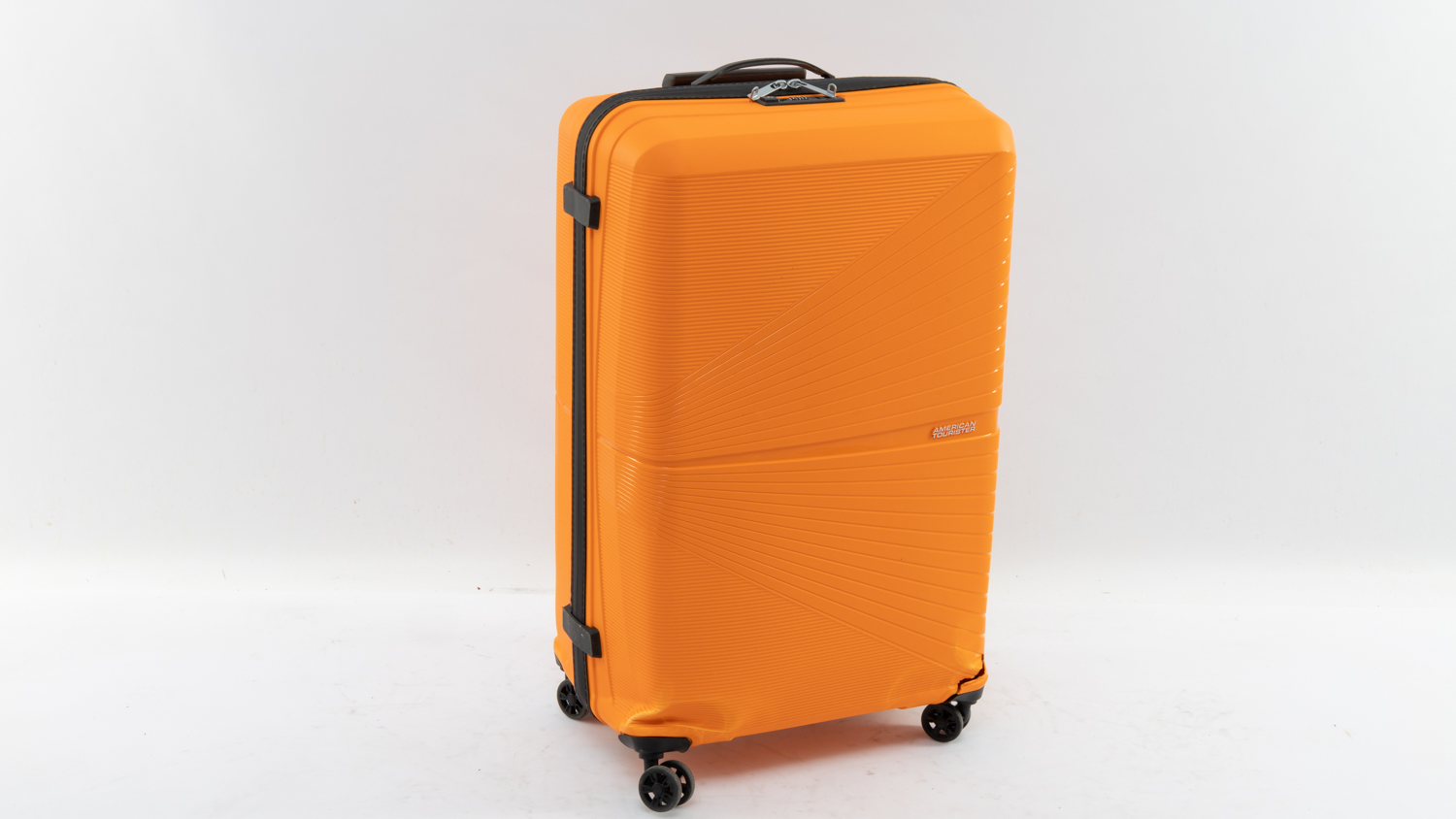 American Tourister Airconic Large 77cm Review, Luggage