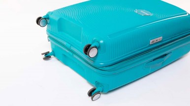 American Tourister Curio 80cm Spinner