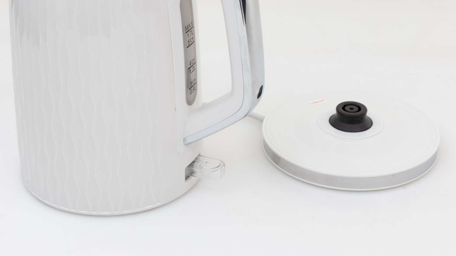 Anko 1.7L Kettle White and Silver Look KE01312-SA