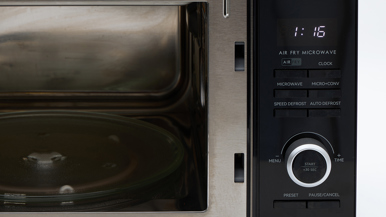 Anko 24L Microwave oven with air fryer and convection oven D90D25ESLRVI-DW(E17)