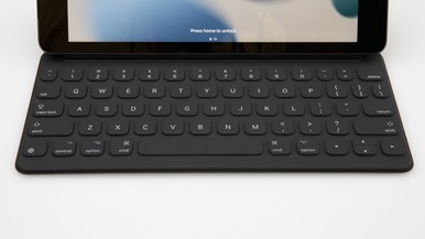 Apple iPad 9th gen, Wi-Fi +Cellular (A2604) with Smart Keyboard and Pencil (1st gen)