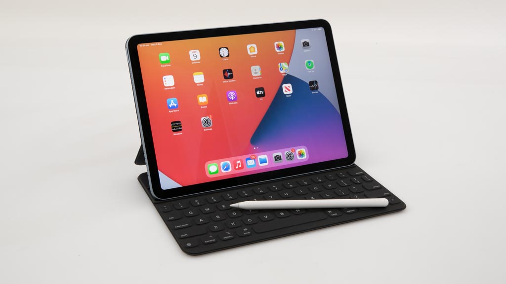 Apple iPad Air 4th Gen Wi-Fi (A2316) with Smart Keyboard Folio and Pencil carousel image