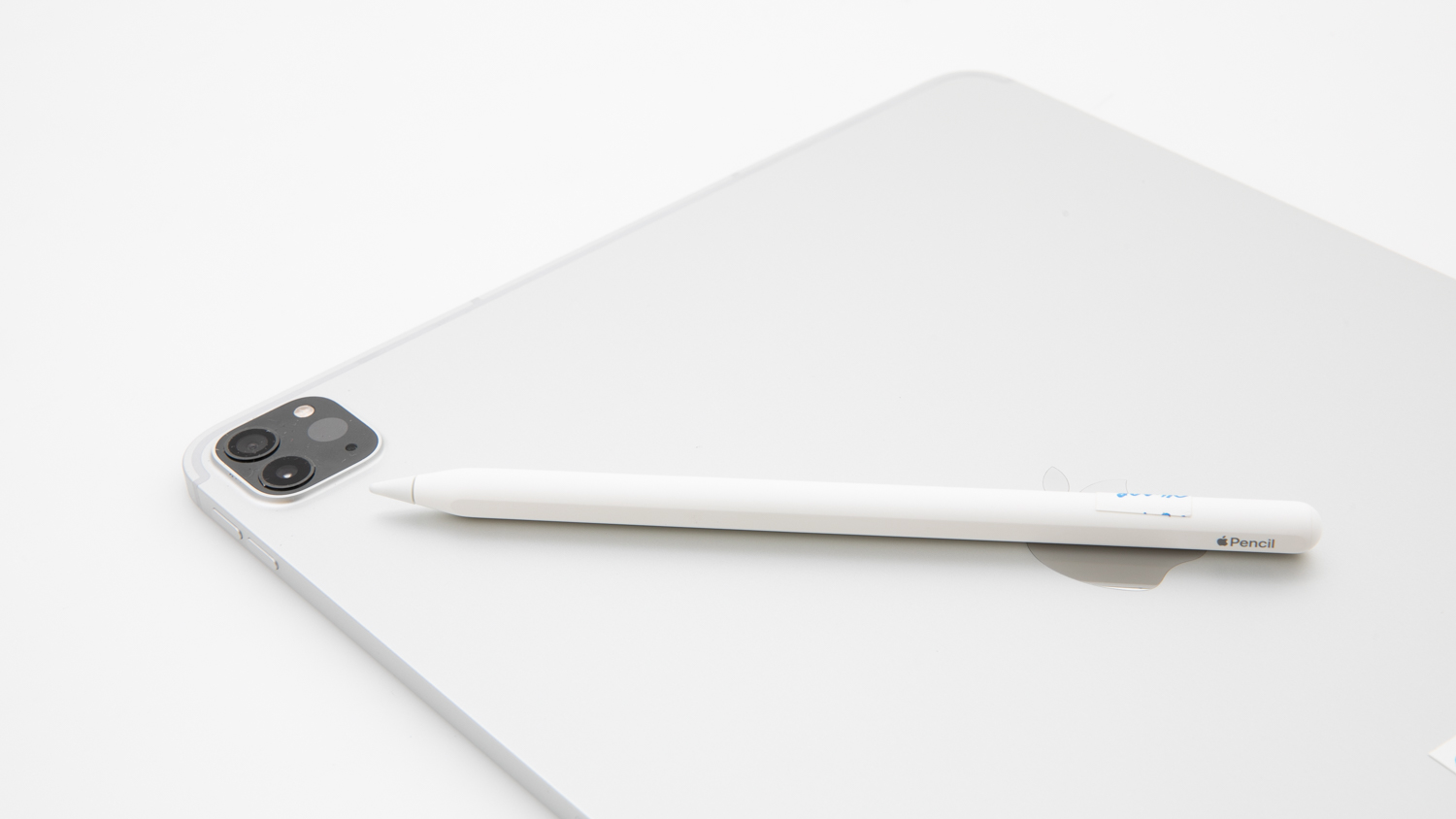 Apple iPad Pro 12.9-inch (5th Generation) Wi-Fi + Cellular (A2461) with Magic Keyboard and Pencil (2nd gen)