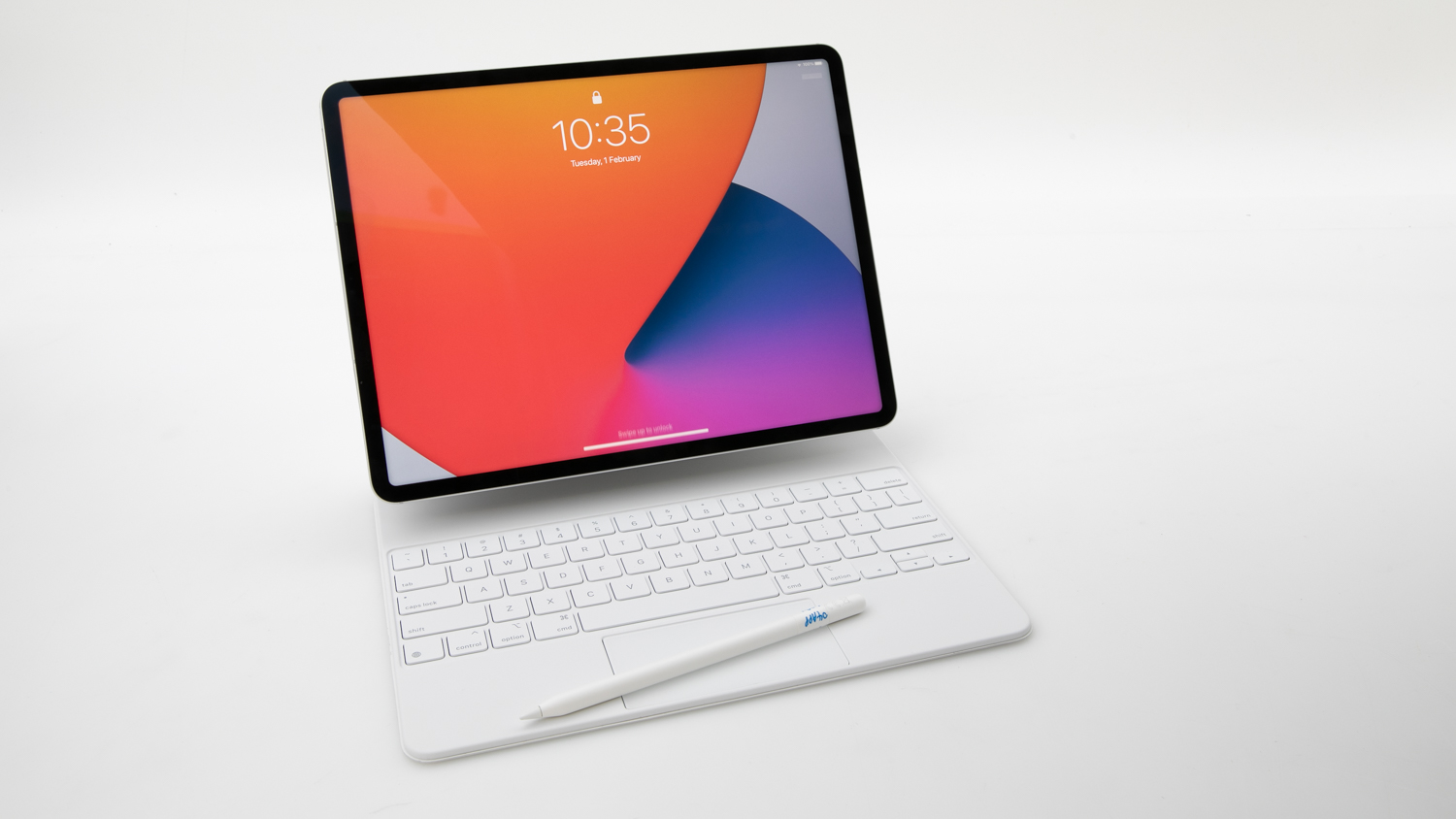 Apple iPad Pro 12.9-inch (5th Generation) Wi-Fi + Cellular (A2461) with Magic Keyboard and Pencil (2nd gen)