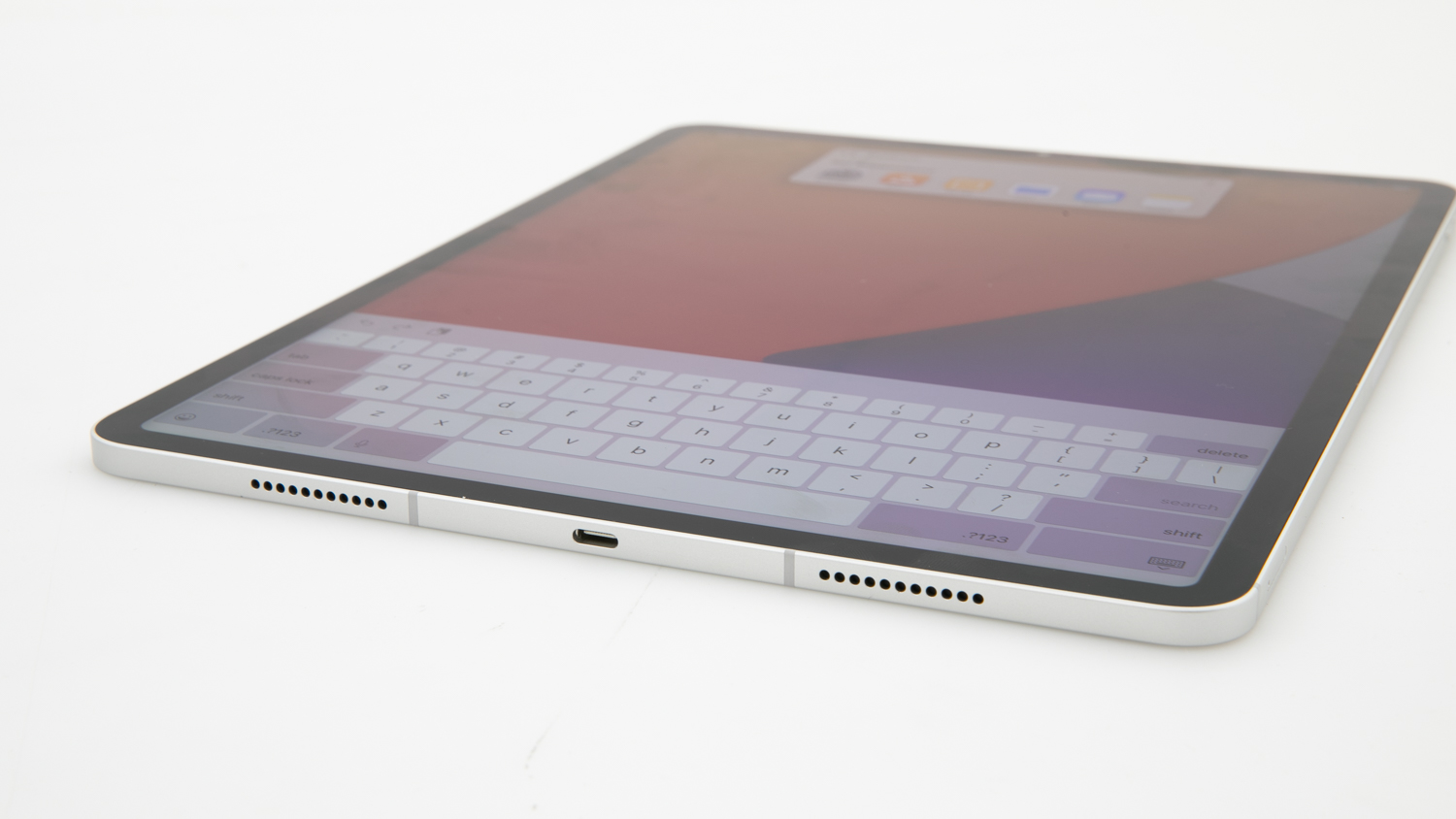 Apple iPad Pro 12.9-inch (5th Generation) Wi-Fi + Cellular (A2461) with Magic Keyboard and Pencil (2nd gen)
