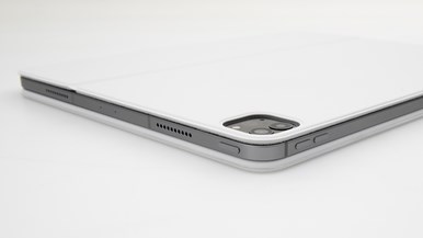 Apple iPad Pro 12.9-inch (6th Generation) Wi-Fi + Cellular (A2437) with Magic Keyboard and Apple Pencil (2nd gen)