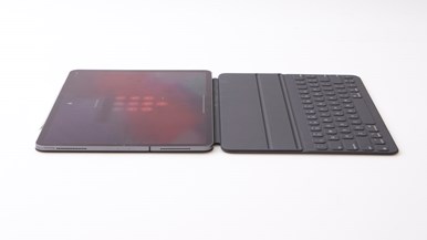 Apple iPad Pro (late 2018) with folio and pencil