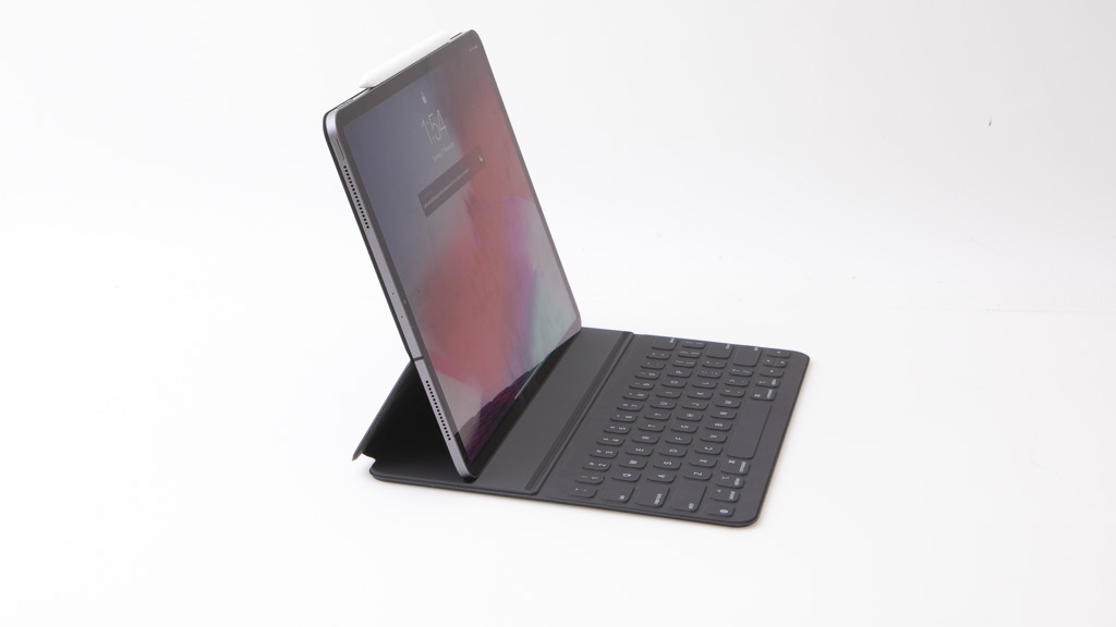 Apple iPad Pro (late 2018) with folio and pencil
