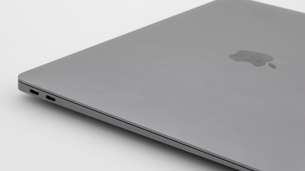 Apple MacBook Air 13-inch (A2337)