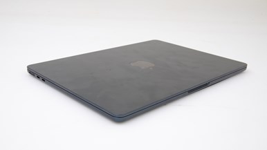 Apple MacBook Air 13.6-inch (A2681)