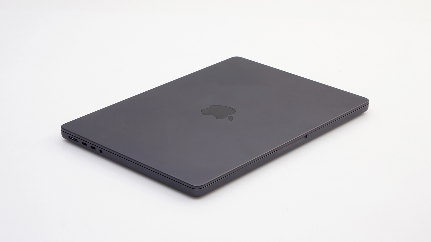 Apple MacBook Pro 14-inch (A3426)