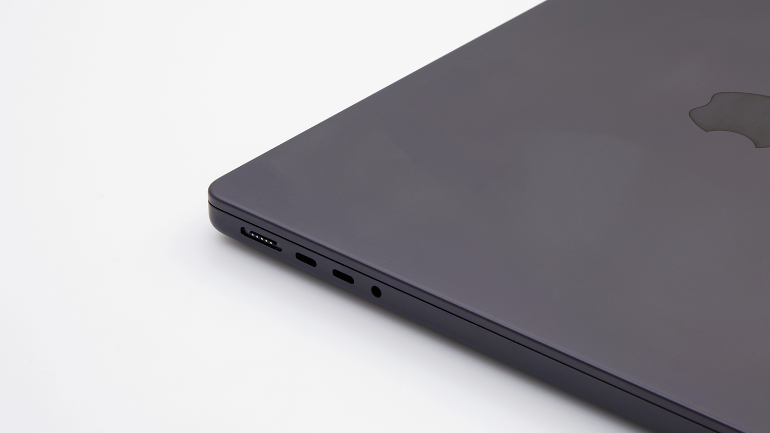 Apple MacBook Pro 14-inch (A3426)