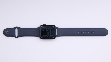 Apple Watch SE 3 GPS + Cellular, 44mm Midnight Aluminium Case with Midnight Sport Band - M/L