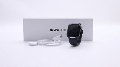 Apple Watch SE 3 GPS + Cellular, 44mm Midnight Aluminium Case with Midnight Sport Band - M/L