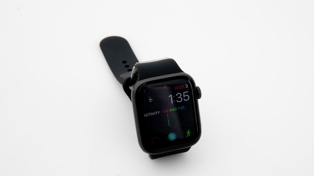 apple watch se 44mm cyber monday