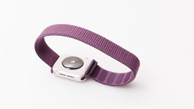 Apple Watch SE (Gen 2) 40mm Starlight Aluminium GPS, Plum Sport Loop