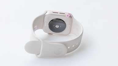 Apple Watch SE (Gen 2) 40mm Starlight Aluminium GPS, Starlight Sport Band S/M