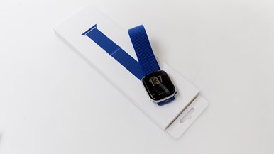 Apple Watch Series 10 46mm Silver Aluminium GPS, Ultramarine Sport Loop