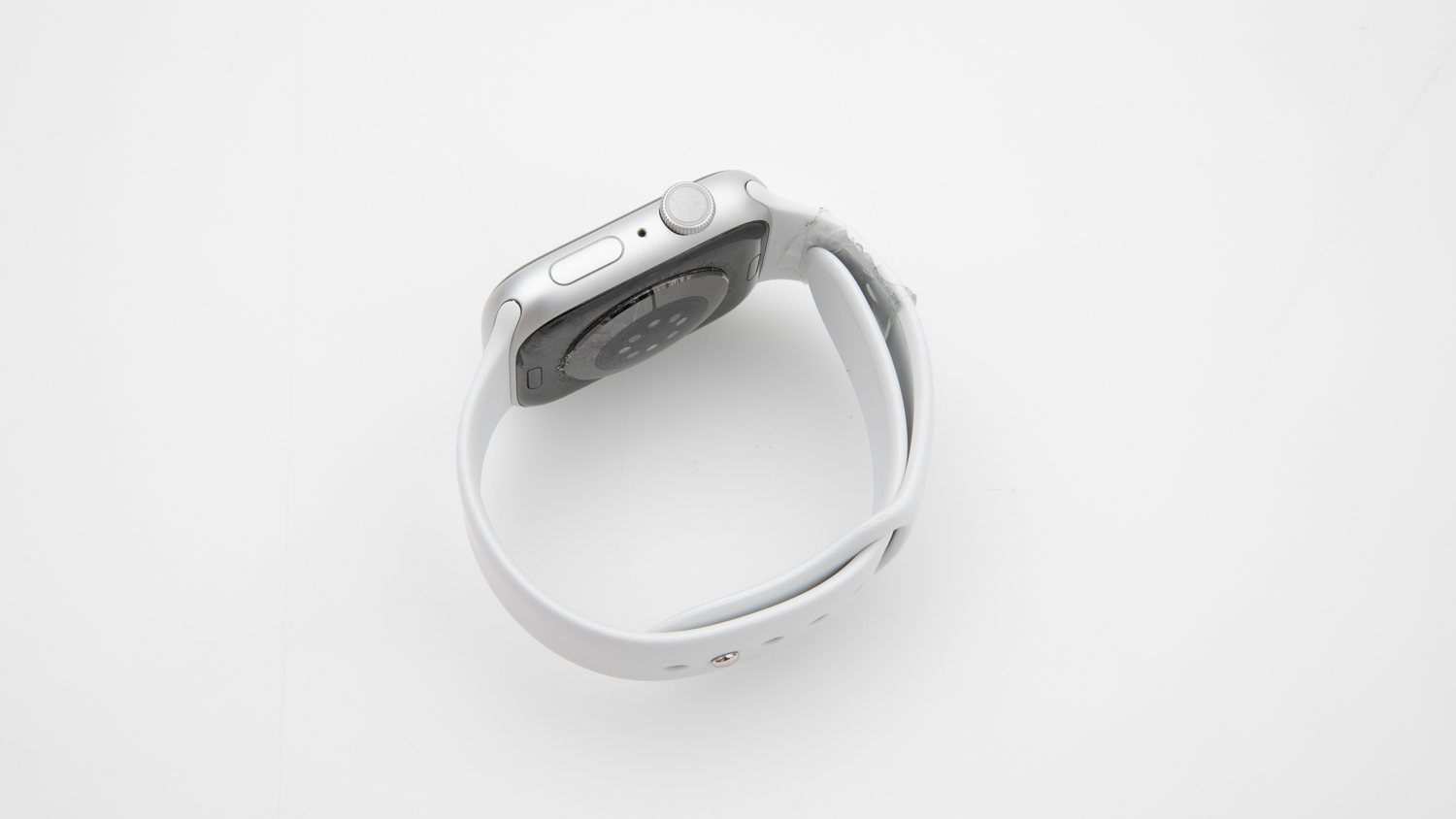 Apple Watch Series 8 (GPS) 45mm with sport band