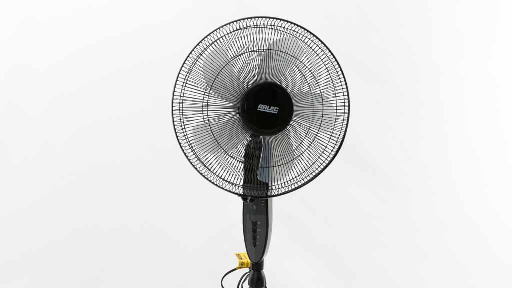 Arlec 40cm Black Pedestal Fan with Remote Control APF407BR