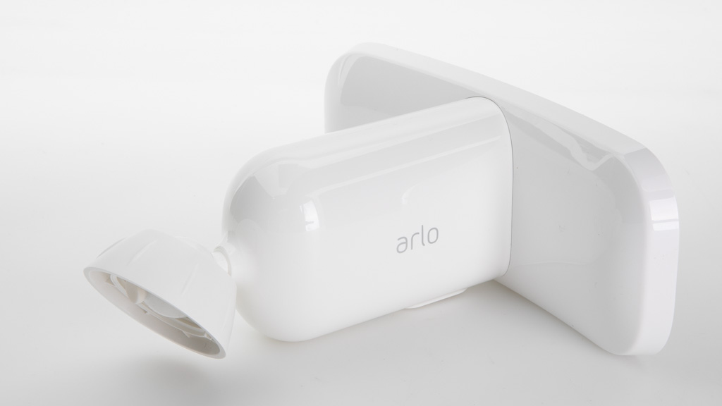 Arlo Pro 3 Floodlight Camera (FB1001)