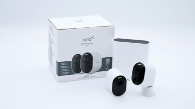 Arlo Ultra 3rd Gen (Arlo Smarthub, VMS5250-100AUS)