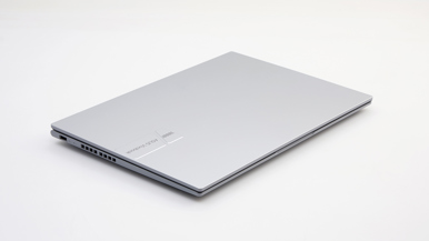 Asus Vivobook 16 OLED (M1605N)