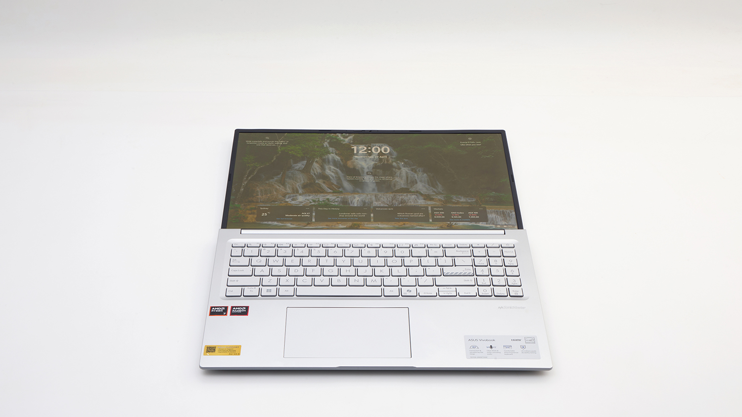 Asus Vivobook 16 OLED (M1605N)