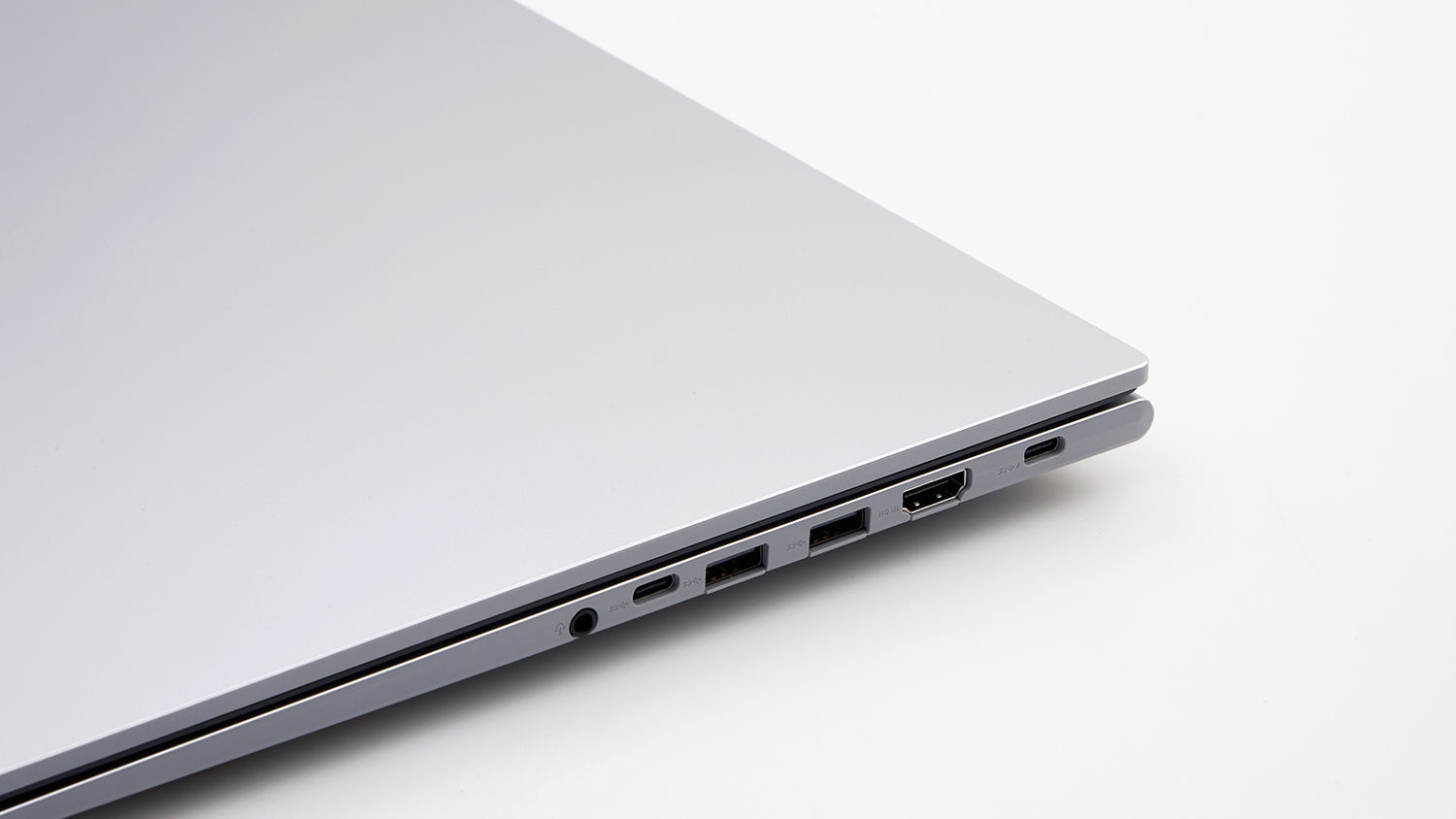 Asus Vivobook 16 OLED (M1605N)