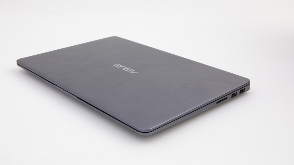 ASUS VivoBook S14 (S410UA-EB093T)