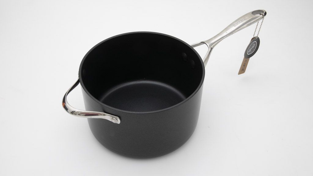 Baccarat ID3 Hard Anodised Saucepan with Lid 20 x 12cm Review