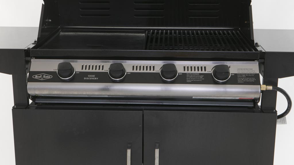 Beefeater Discovery 1000E 4 burner barbeque BDMG420BA