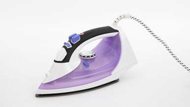 Big W Brilliant Basics KB-152A2 Steam Iron