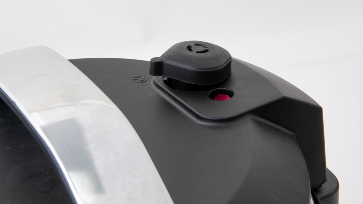 Big W Contempo 5in1 Pressure Cooker 6Litre MYCS6004WF Review