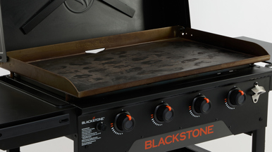 Blackstone 36u0022 4 Burner Griddle Gas BBQ With Cover 2456AU