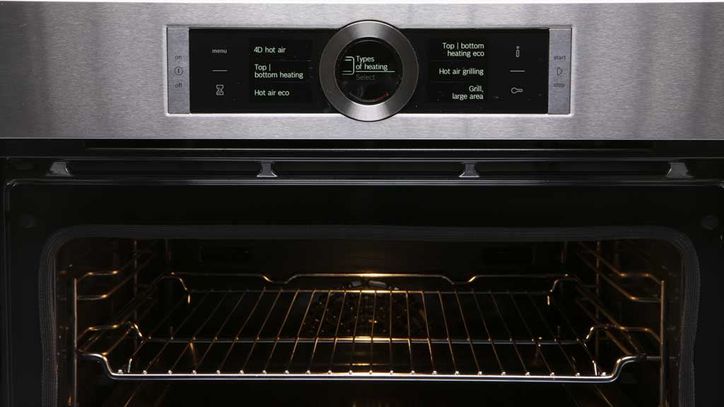 Bosch 60cm Serie 8 Electric Built-In Pyrolytic Oven HBG6767S1A