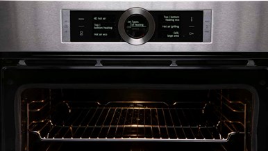 Bosch 60cm Serie 8 Electric Built-In Pyrolytic Oven HBG6767S1A