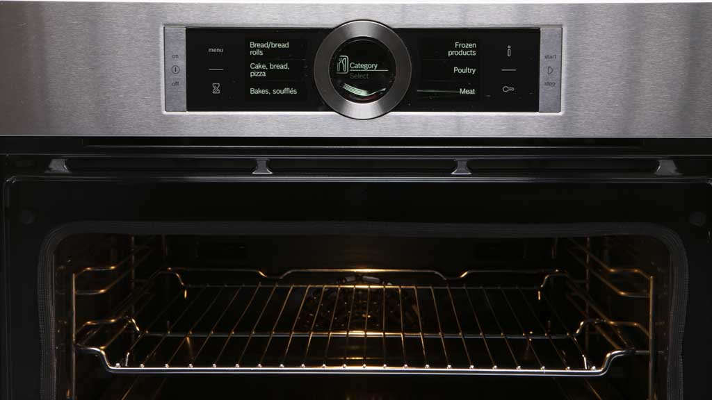 Bosch 60cm Serie 8 Electric Built-In Pyrolytic Oven HBG6767S1A
