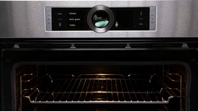 Bosch 60cm Serie 8 Electric Built-In Pyrolytic Oven HBG6767S1A